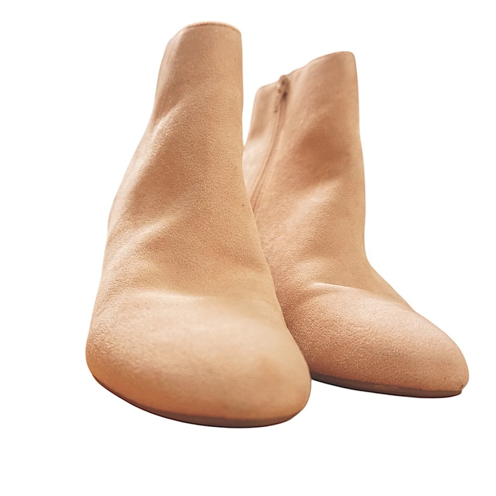 Aldo Pink Suede Ankle Booties w/ Gold Block Heel | Size 7.5